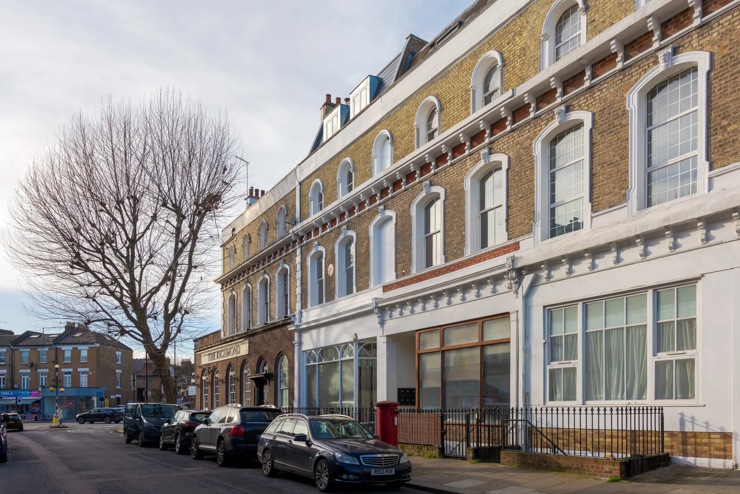 Shepards Bush Loft Flat
